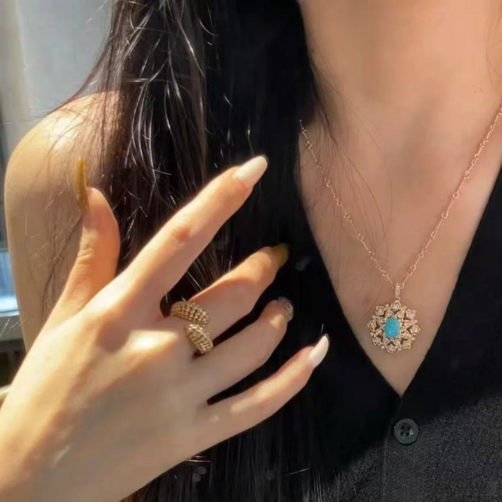 Sterling Silver S925 Niche Palace Style Hollow Snowflake Turquoise Necklace High-end Vintage Light Luxury Versatile Collarbone Chain