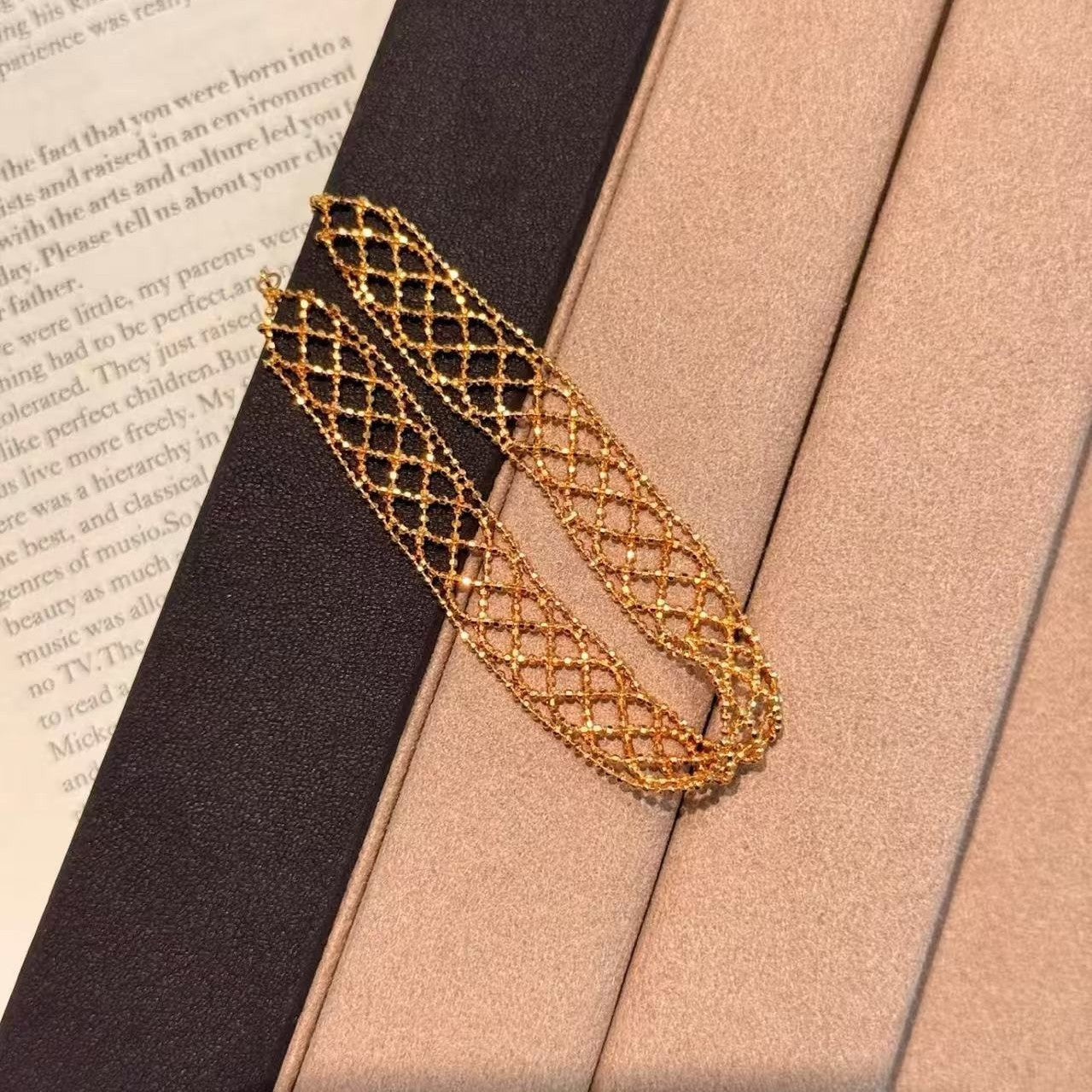 Sterling Silver S925 Lace Edge Bracelet Fashionable Fresh Elegant Exquisite Bracelet Niche Design High-end Light Luxury