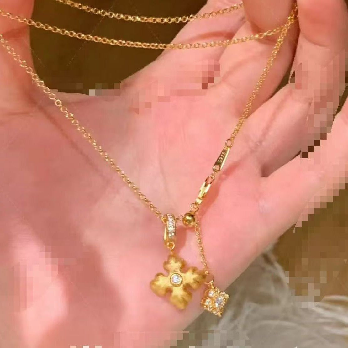 Brushed Craft Chubby Three-Dimensional Iris Flower Necklace Universal Clasp Simple Light Luxury High-End Exquisite Temperament Collarbone Chain