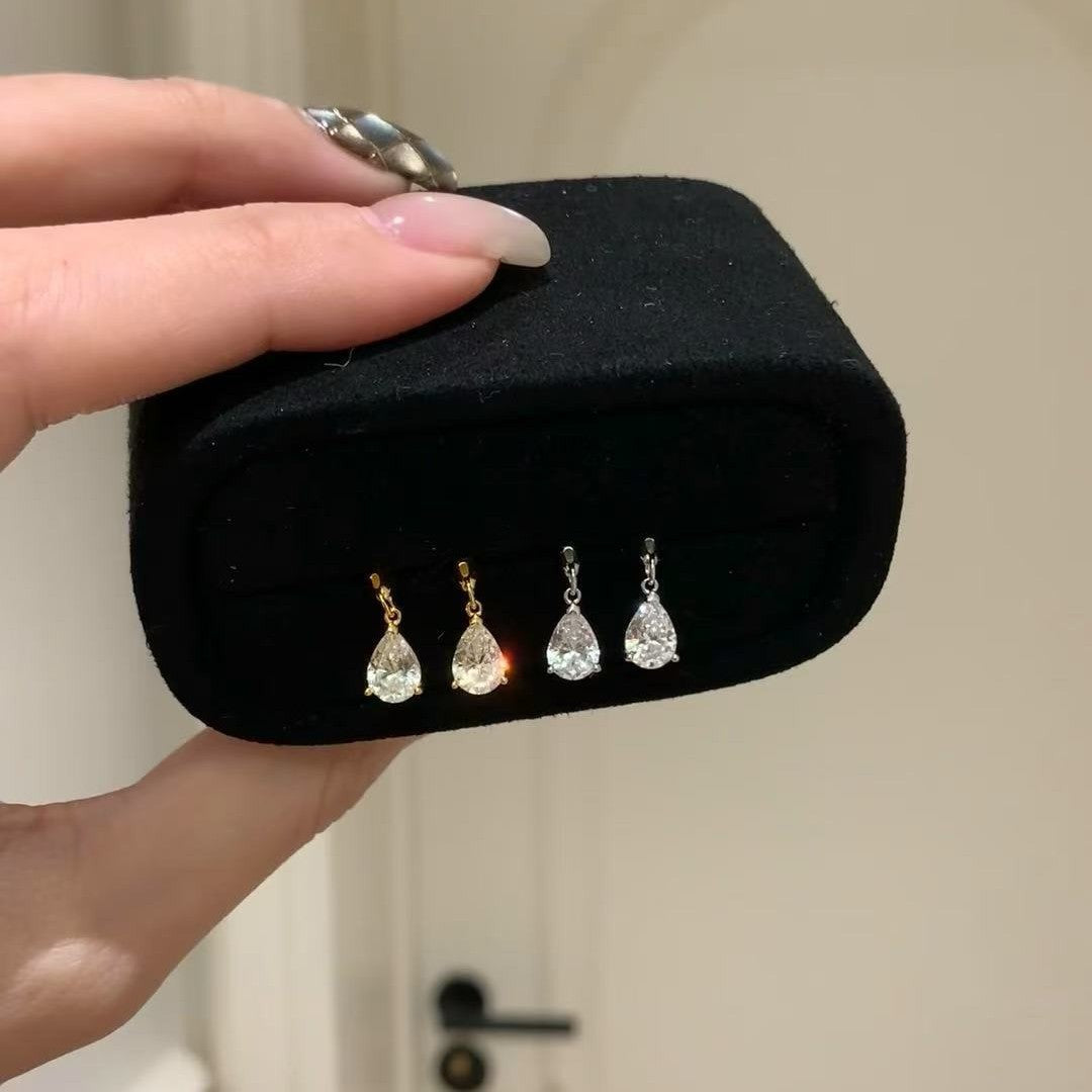 S925 Sterling Silver Light Luxury High-End Water Drop Diamond Ear Piercing Studs Elegant Earrings Helix Studs for Women