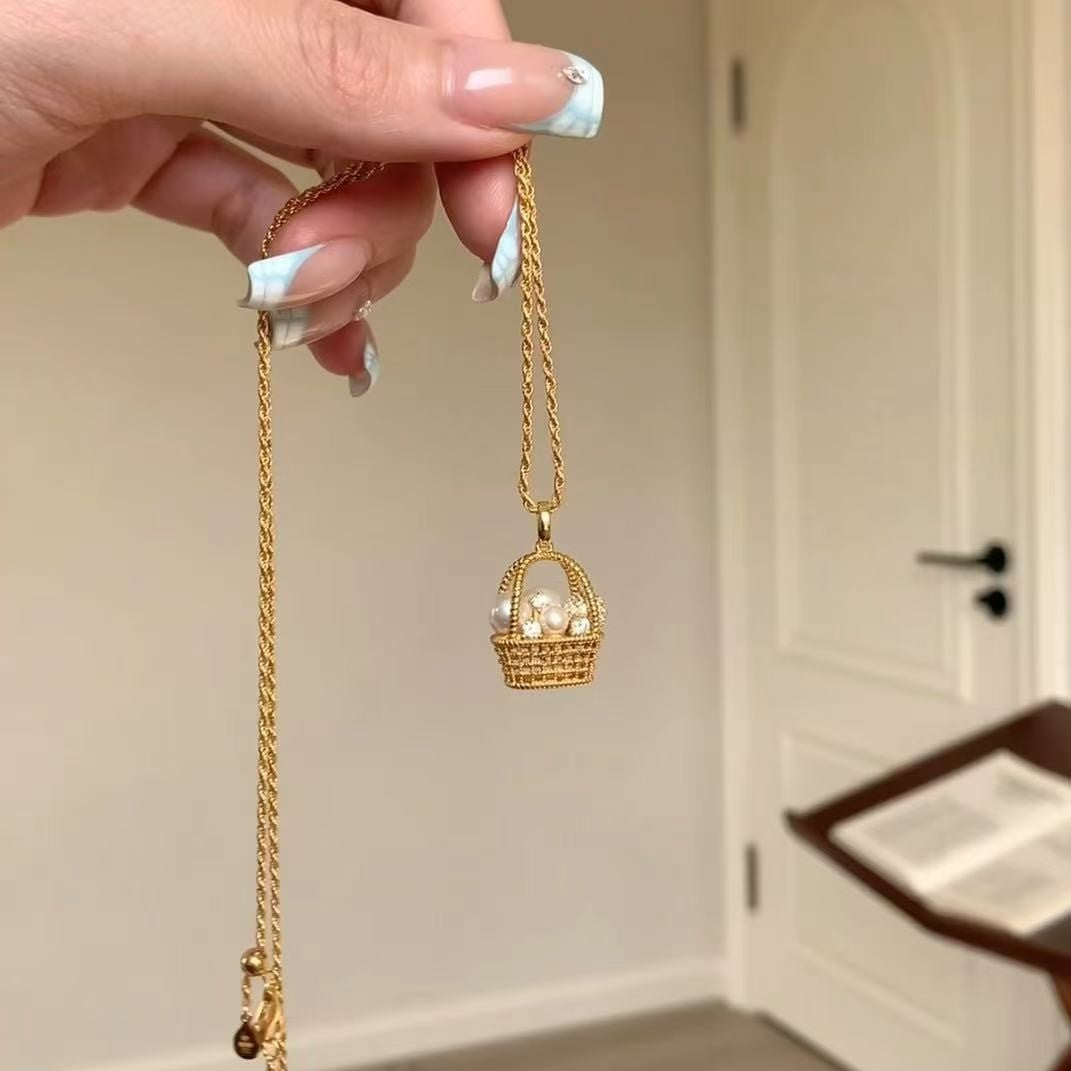 Flower Basket Pearl Necklace Three-Dimensional Woven Basket Niche Design Light Luxury High-End Versatile Style Necklace for Women