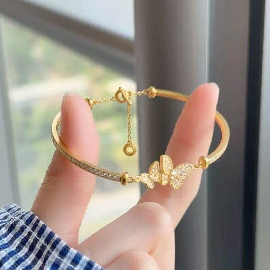 Pure Silver S925 Butterfly Bracelet with Diamonds, Light Luxury, High-end, Simple, Versatile, Fashionable, Personalized, Creative