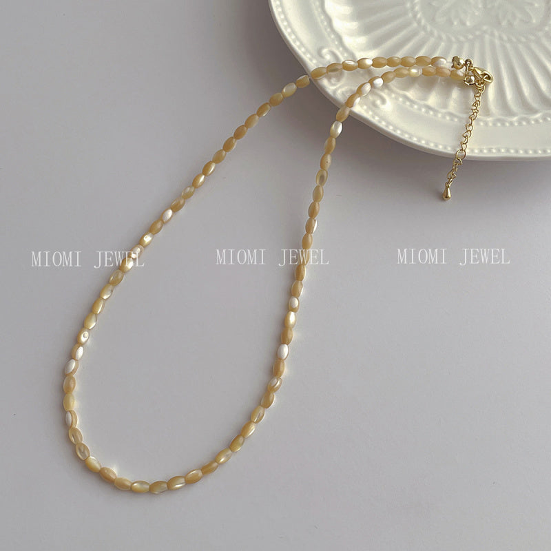 Minimalist Design Natural Shell Bead Necklace for Women Beach Vacation Style Versatile Collarbone Chain