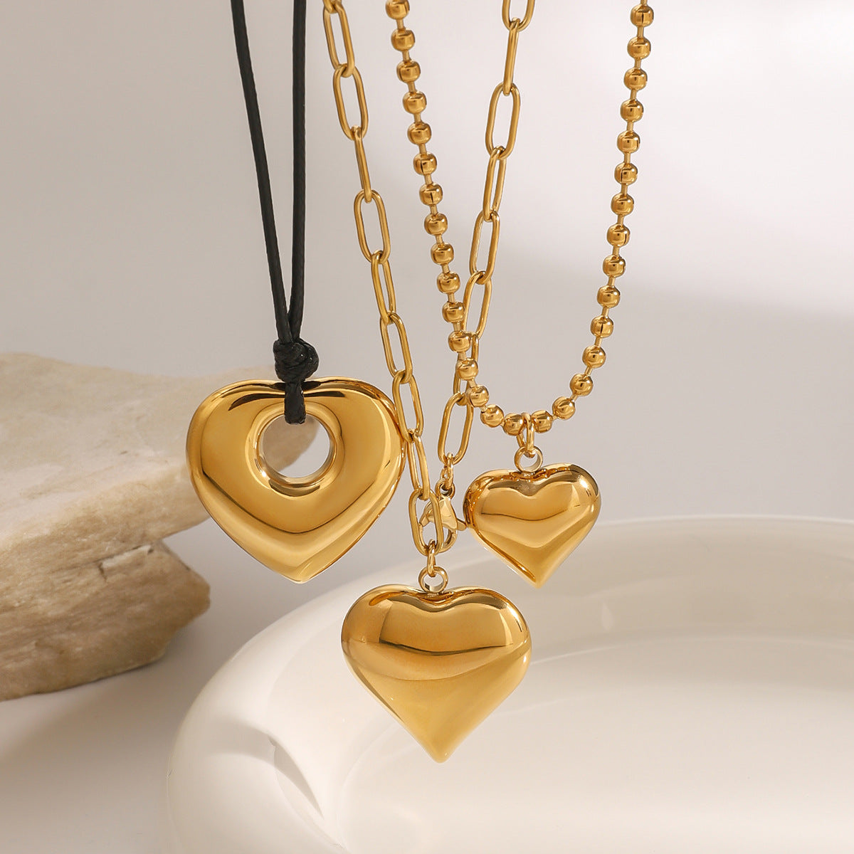 Stainless Steel Heart Pendant Necklace High-End Collarbone Chain Titanium Steel Jewelry Necklace