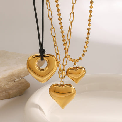 Stainless Steel Heart Pendant Necklace High-End Collarbone Chain Titanium Steel Jewelry Necklace