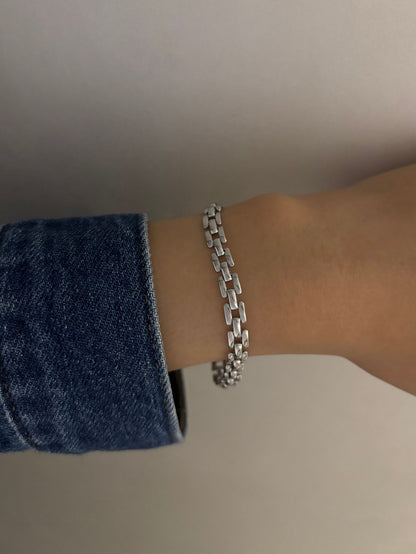 2025 New Stainless Steel Bracelet Hot-Selling Luxury High-End Micro-Paved Zirconia High-Grade Women's Bracelet