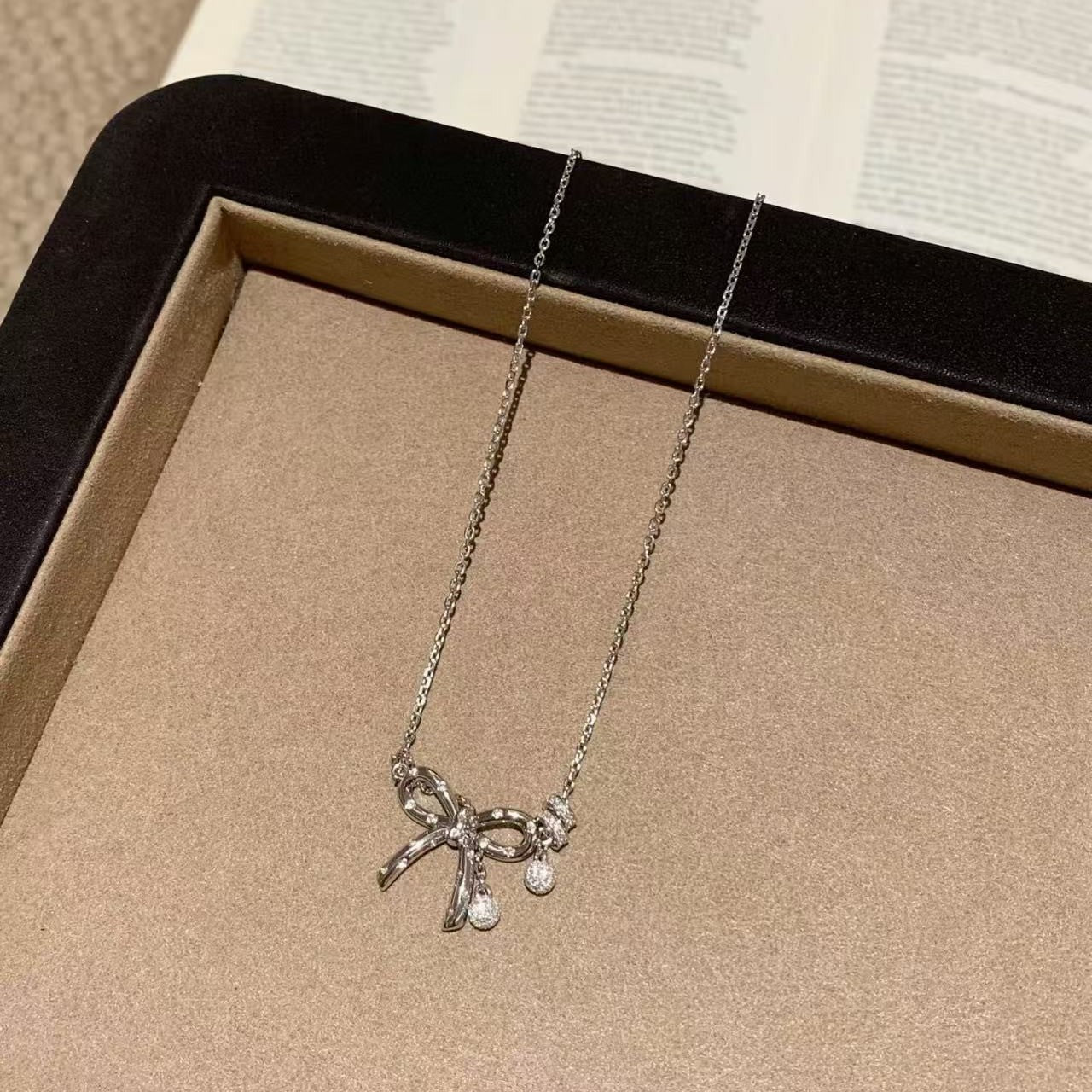 Sterling Silver S925 Runaway Princess Bow Necklace Light Luxury Vintage High-Value Sweet Versatile Collarbone Chain