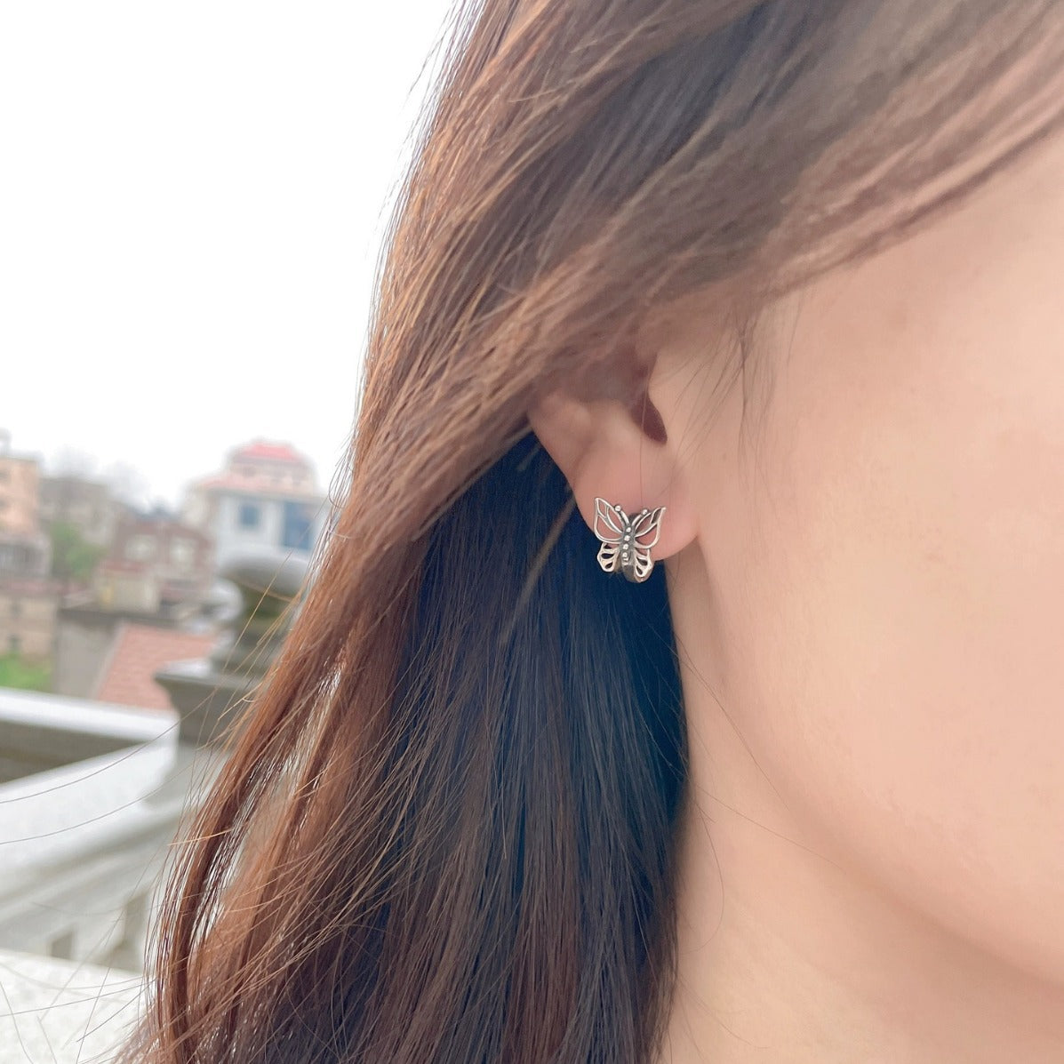 Pure Silver S925 Hollow Butterfly Earrings Light Luxury Elegant Small Earrings Vintage Daily Commute Ear Jewelry