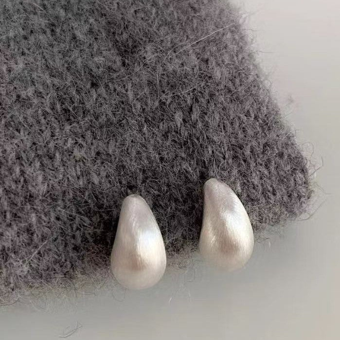 Water Drop Metal Brushed C-shaped Earrings for Women, Light Luxury High-end Hong Kong Style Earrings, Popular Simple Ear Jewelry