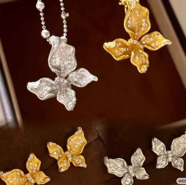 Sterling Silver S925 Brushed Craft Butterfly Earrings Necklace Set French Light Luxury Retro Niche Design Jewelry Set