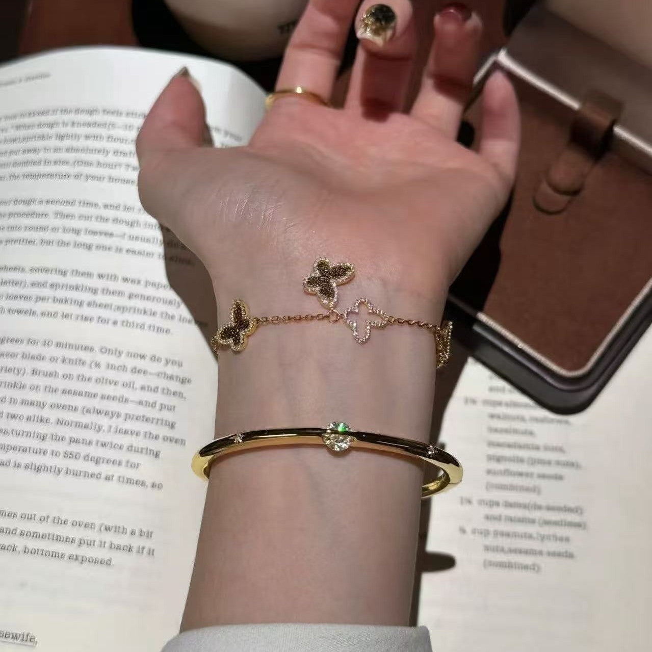 Pure Silver S925 CNC Crushed Ice Butterfly Bracelet Light Luxury Retro High-end Bracelet Elegant Socialite Style Versatile Temperament