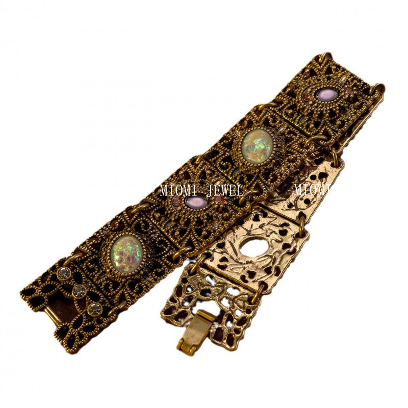 Qingdao Vintage Jewelry Luxurious Crystal Multi-layer High-end Bracelet Retro Palace Style Square Geometric Shape Bracelet