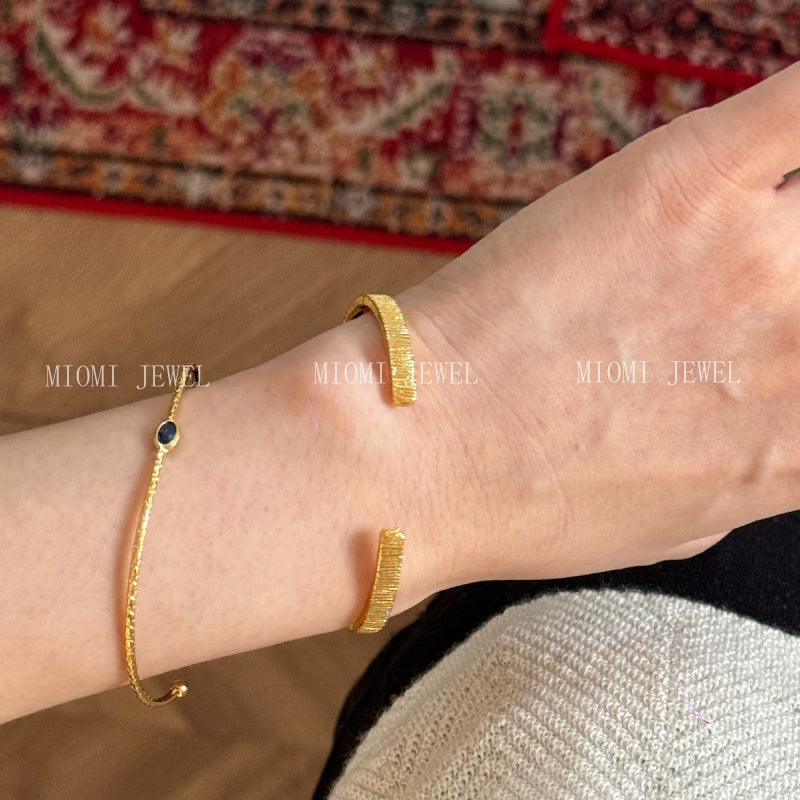 Autumn Winter Layered Gold Blue Hao Stone Vertical Pattern Wide Edge Thin Half Bracelet Vintage Simple Elegant High-end Bracelet for Women