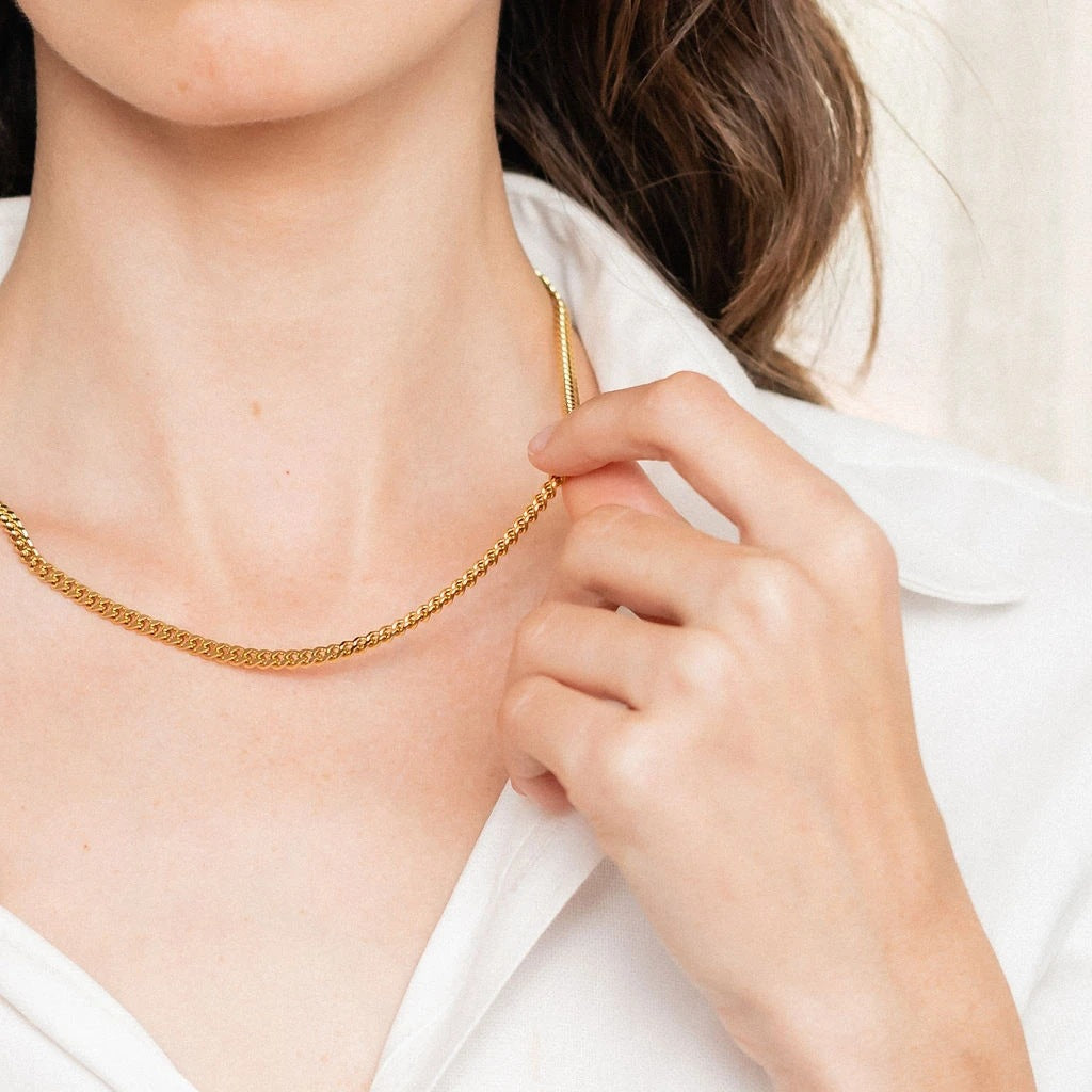 INS Trend Retro Simple Personality High-end Gold-plated Minimalist Multi-layer Necklace for Women Niche Collarbone Chain