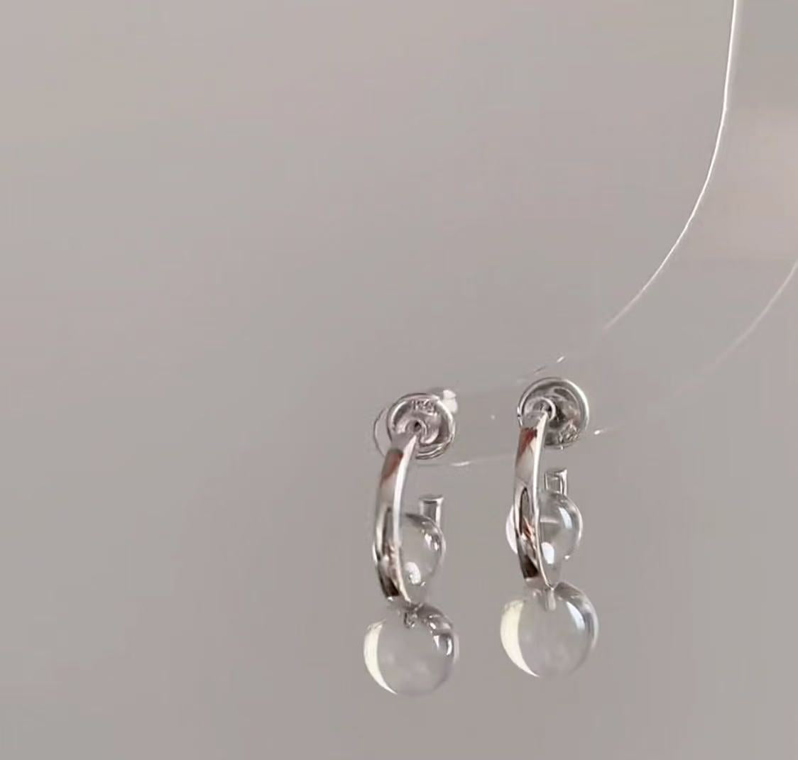 Sterling Silver S925Natural Double A White Crystal Earrings C Simple and Dynamic Geometric Earrings for Women with a Cool and Refreshing Style