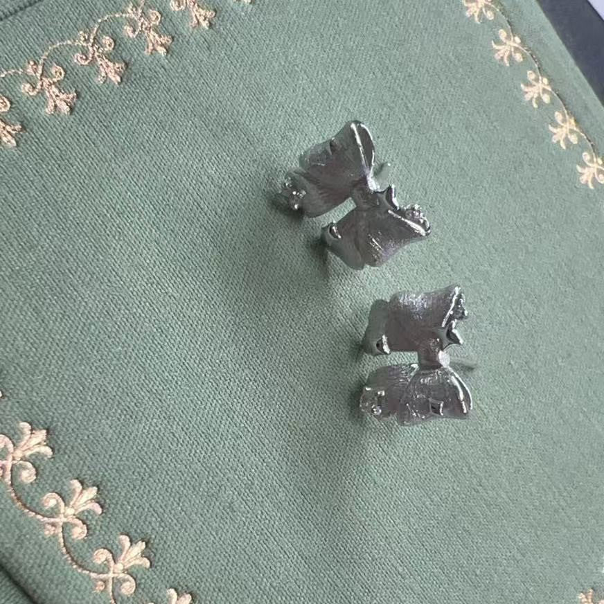 Italian Vintage Brushed Craft Light Luxury High-end Feel 925 Sterling Silver Runaway Princess Bow Brushed Earrings