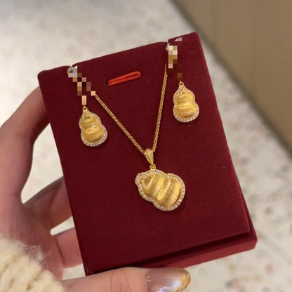 Italian Vintage Brushed Craft Gourd Necklace Fashionable High-end Old Money Style Gourd