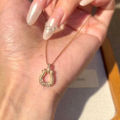 S925 Sterling Silver High Carbon Diamond Light Luxury Style Horseshoe Buckle Necklace Fashion High-end Style Elegant Niche Light Luxury Design