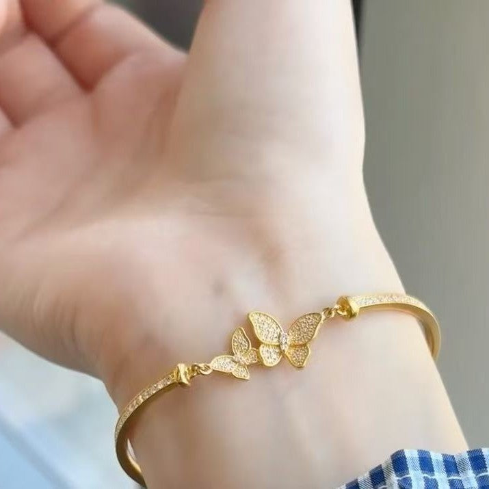 Pure Silver S925 Butterfly Bracelet with Diamonds, Light Luxury, High-end, Simple, Versatile, Fashionable, Personalized, Creative