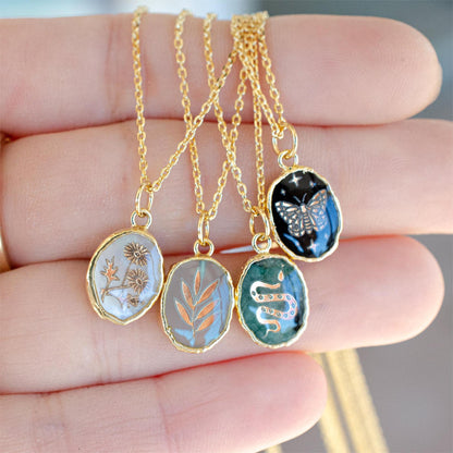 Handmade Natural Stone Gemstone Necklace Butterfly Star Moon Heart Snake Flower Planet Collarbone Chain Color Retention