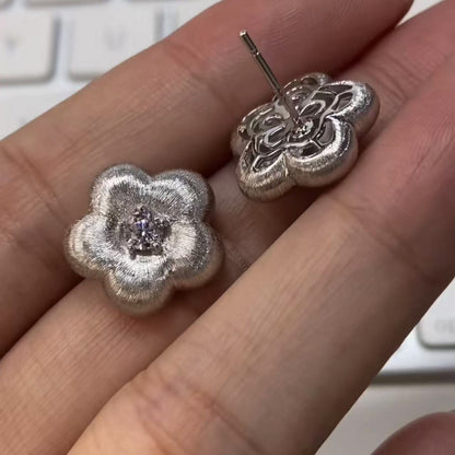 S925 Sterling Silver Brushed Small Gold Flower Earrings Niche Exquisite Light Luxury High-end Flower Earrings