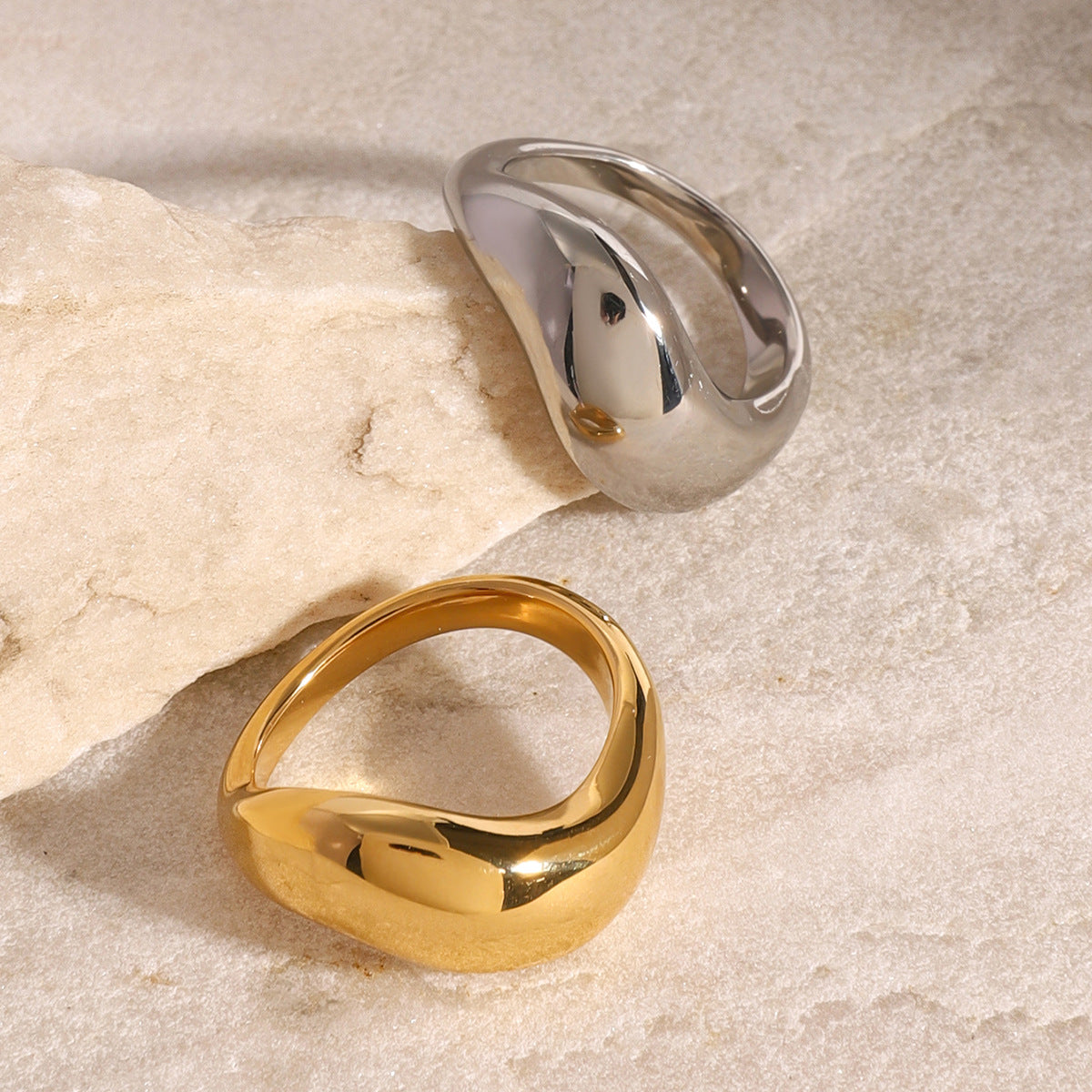 Stainless Steel Ring High-End Niche Exaggerated Ring Titanium Steel 18k Gold Hand Jewelry Ring