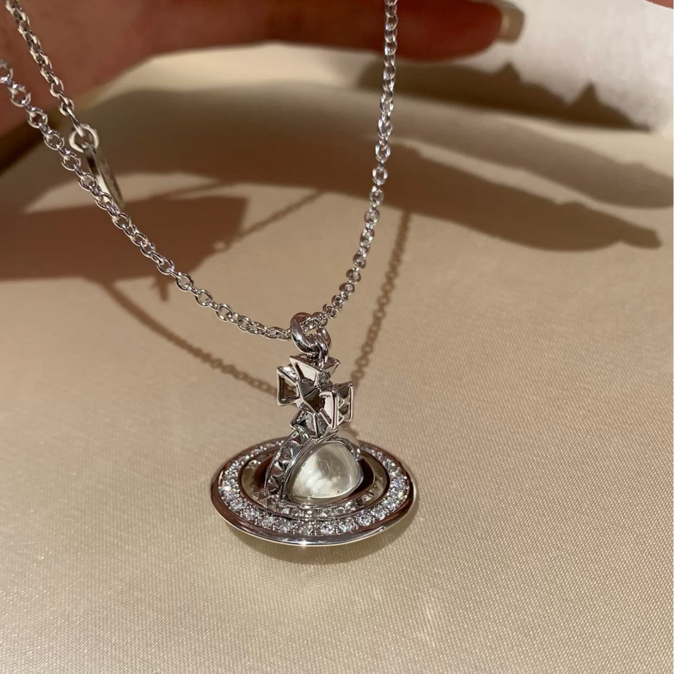 Sterling Silver S925 Double A White Crystal Saturn Sparkling Diamond Necklace High-End Sensibility Smart Niche Exquisite Light Luxury Clavicle Chain