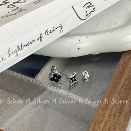 Korean Version S925 Sterling Silver Niche Design Glaze Old Flower Women's AB Style Asymmetric Korean Version Threaded Earrings