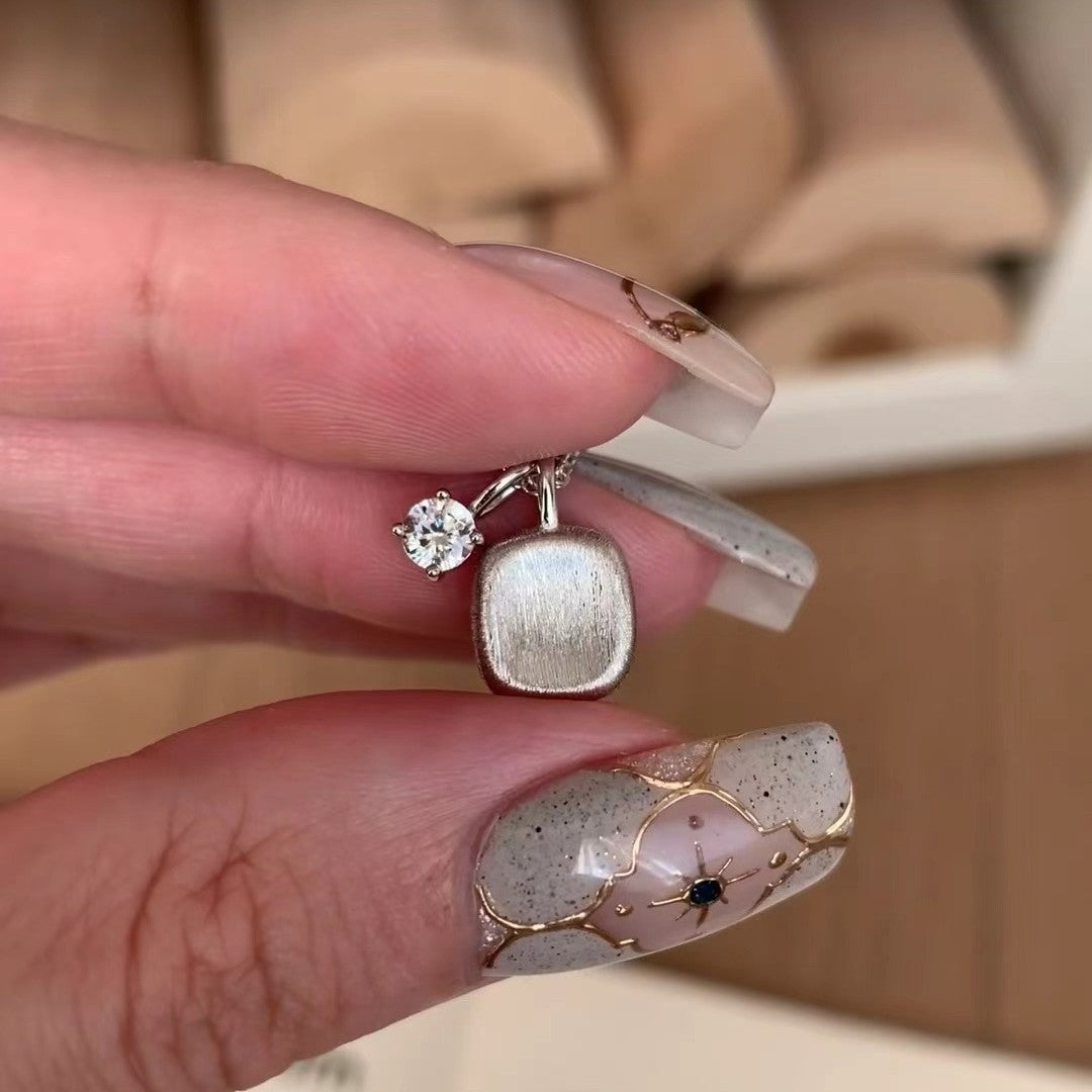 Italian Vintage Brushed Light Luxury High-End Jewelry 925 Sterling Silver Vintage Brushed Small Sugar Cube Necklace