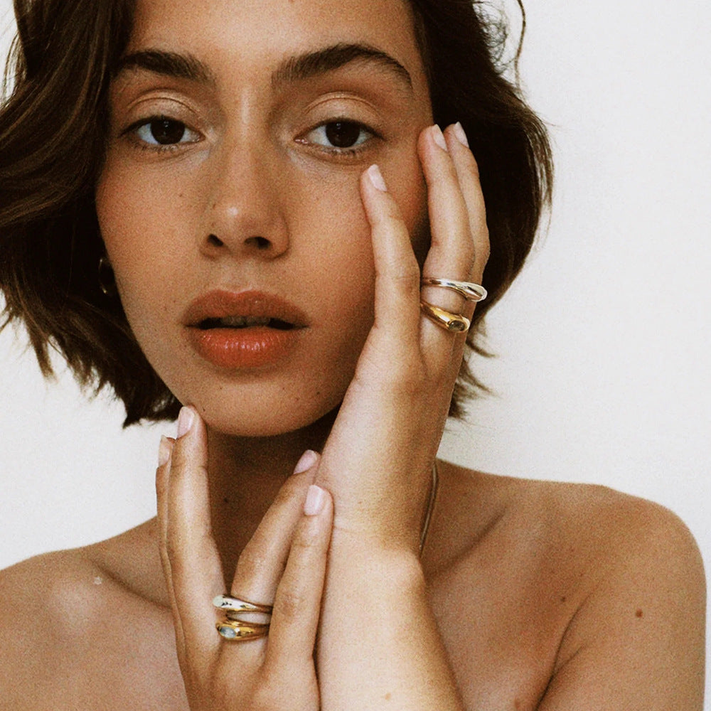 INS Internet Celebrity Trend 18k Gold Stainless Steel Resin Transparent Closed Ring Fashion Non-Fading Jewelry