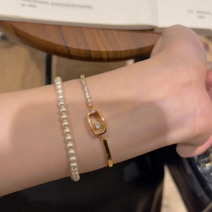 Sterling Silver S925 High Carbon Diamond Light Luxury Style High-end Sense Smart Design with Bling Effect Bracelet