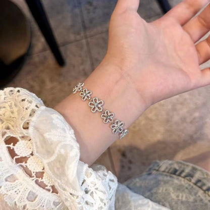 Sterling Silver S925 Lace Small Flower Bracelet Elegant Light Luxury Niche Gentle Temperament High-end Versatile Exquisite