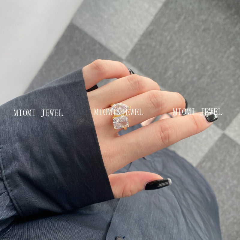 S925 Sterling Silver Double Main Stone Ice Flower Cut Ring for Women Inlaid with High Carbon Diamond Zircon European and American High-end Fashion Wedding Ring