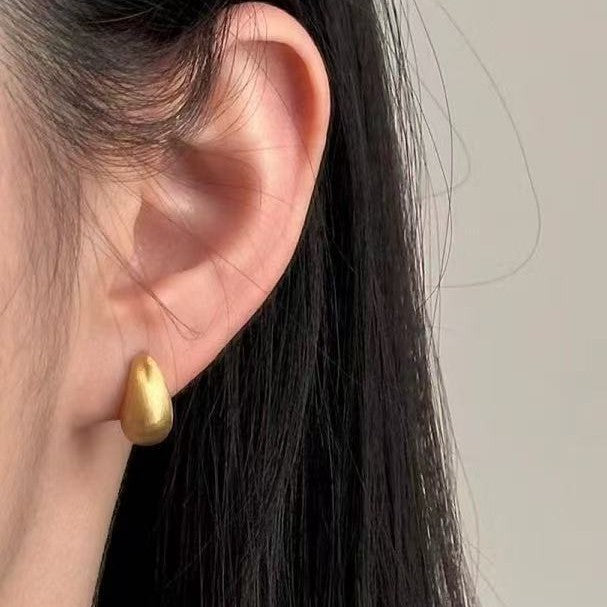 Water Drop Metal Brushed C-shaped Earrings for Women, Light Luxury High-end Hong Kong Style Earrings, Popular Simple Ear Jewelry