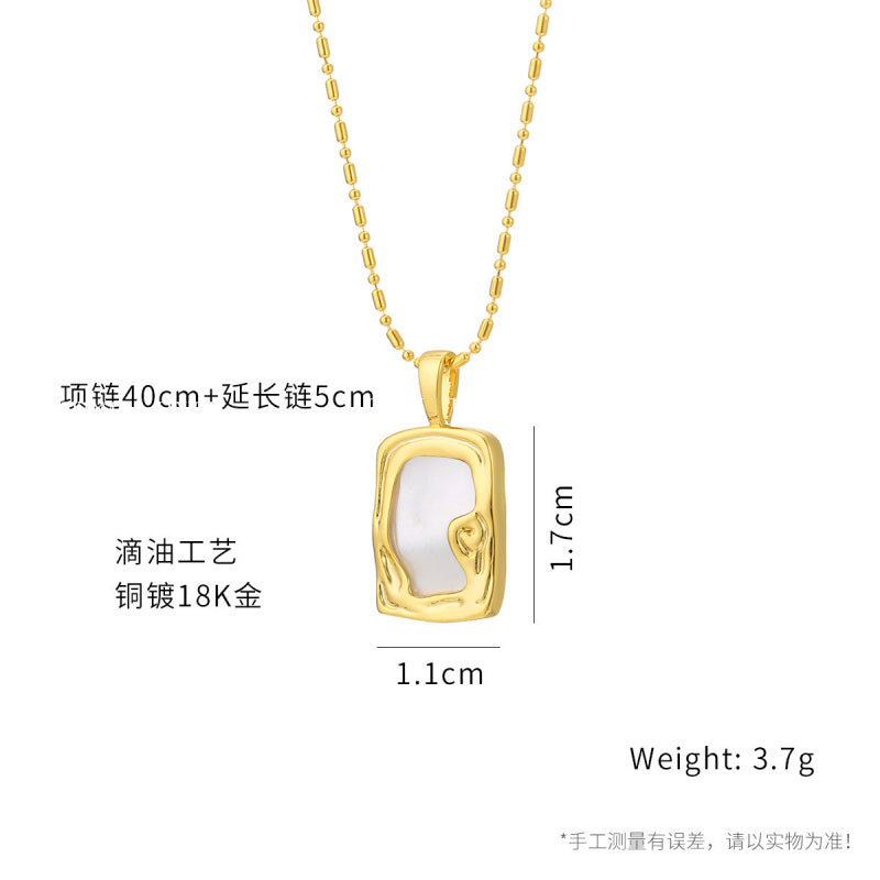 18K Gold Plated Abalone Shell Necklace Light Luxury High-end Square Pendant Necklace for Women Non-fading Mother-of-pearl Necklace Collarbone Chain