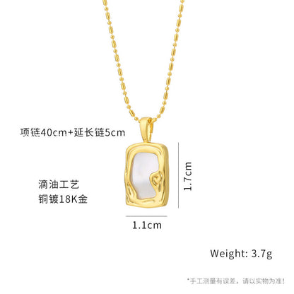 18K Gold Plated Abalone Shell Necklace Light Luxury High-end Square Pendant Necklace for Women Non-fading Mother-of-pearl Necklace Collarbone Chain