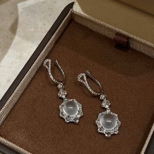 S925 Silver Ice Foam Jade Earrings Chain Light Luxury High-end Cool Elegant Water Foam Jade Natural Fashion Stud Earrings