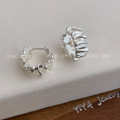 18K Real Gold Plated Irregular Metal Earrings Ear Clips Light Luxury Niche Design Sense Wrinkled Hoop Earrings Stud Earrings Jewelry