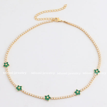 fllower necklace 18k glod