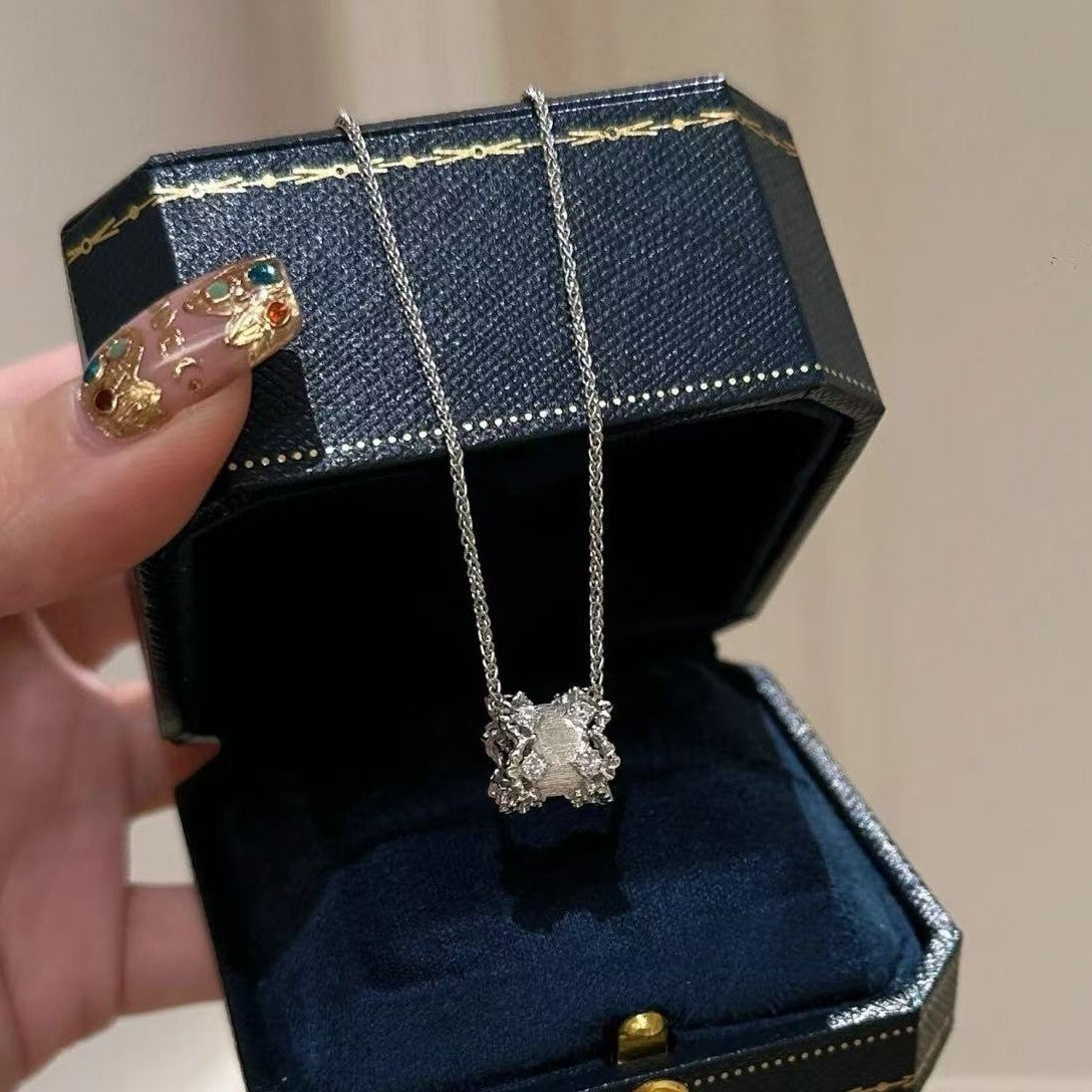 Vintage Buchi Style Brushed Craft Passepartout Necklace High-end Design Light Luxury Personality Versatile Fashion