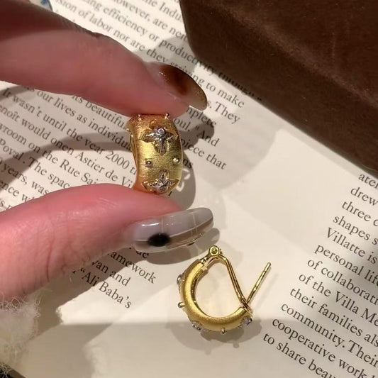 Italian Buccia Brushed Four-Leaf Clover Earrings Hoop Vintage Hollow High-End Palace Style Color-Block Studs