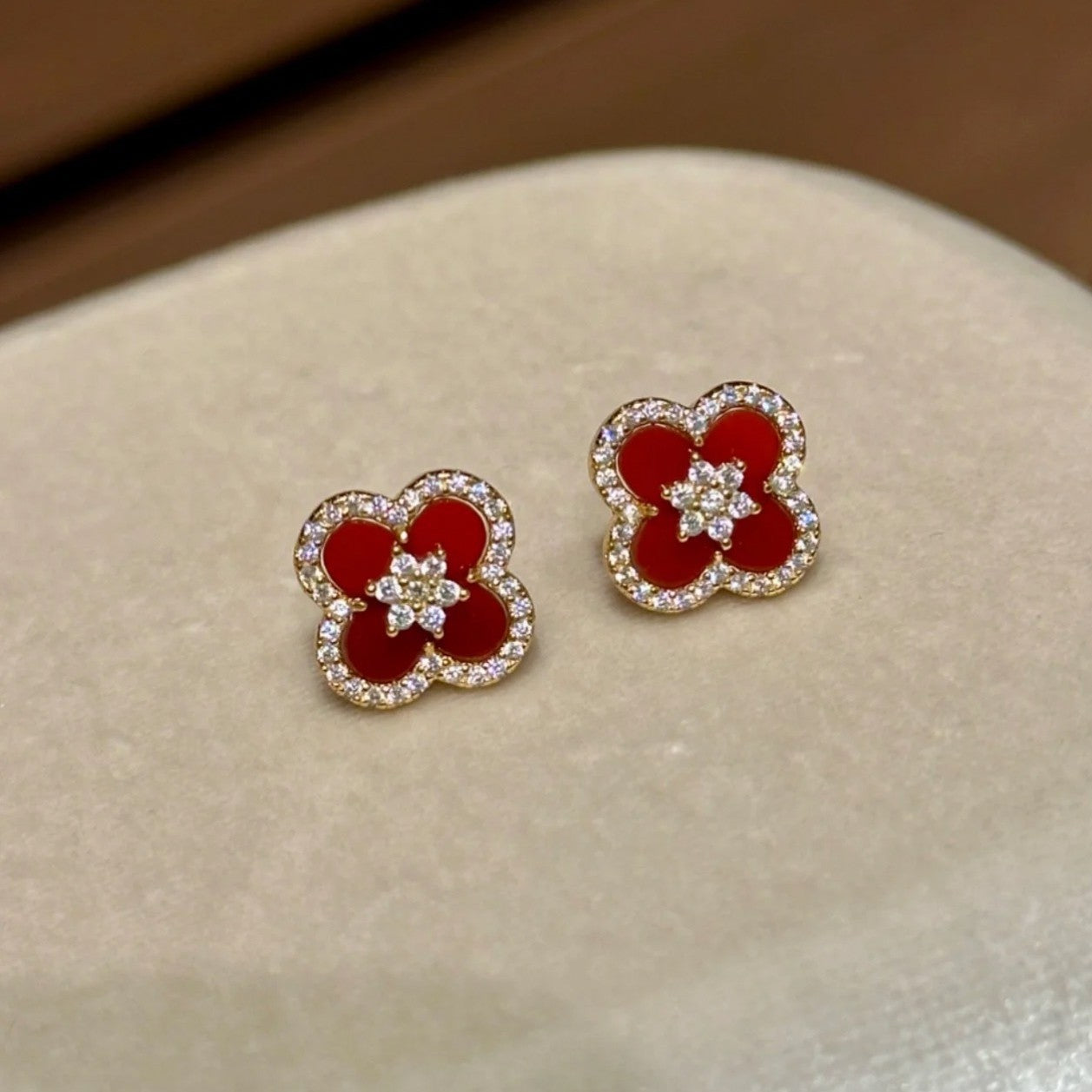 Sterling Silver S925 Four-Leaf Clover Red Agate Necklace Earrings Bracelet Set Fashion Versatile Personality Light Luxury High-End Jewelry