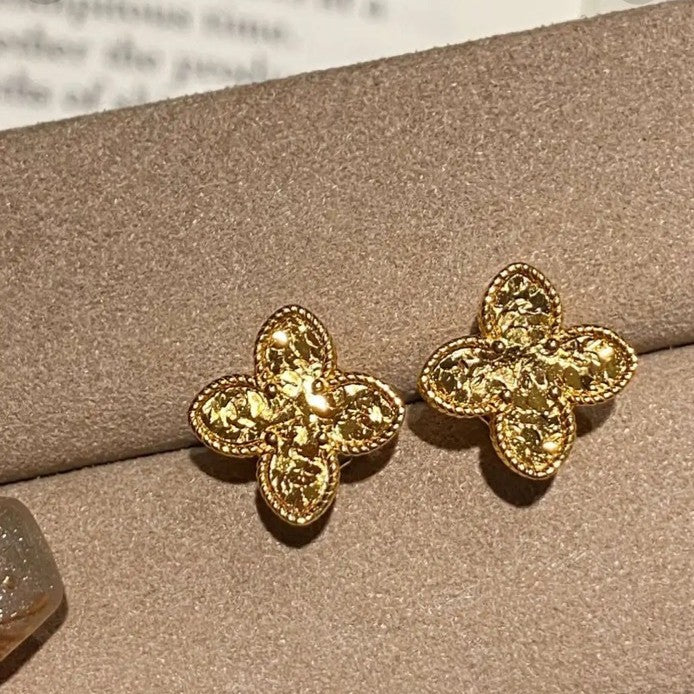 Sparkling Dragon Scale Earrings for Women S925 Four-Leaf Clover Crushed Ice CNC Craft Earrings