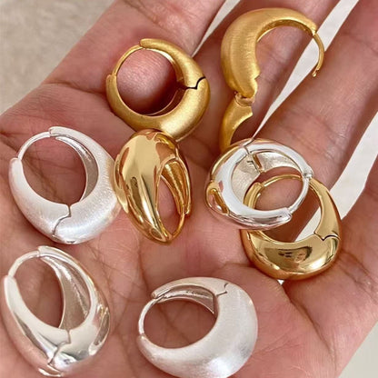 Minimalist Cool Style Brushed Simple Ear Cuff Earrings Niche Design Sense High-end Petite Fashion Versatile Ear Jewelry Ear Studs