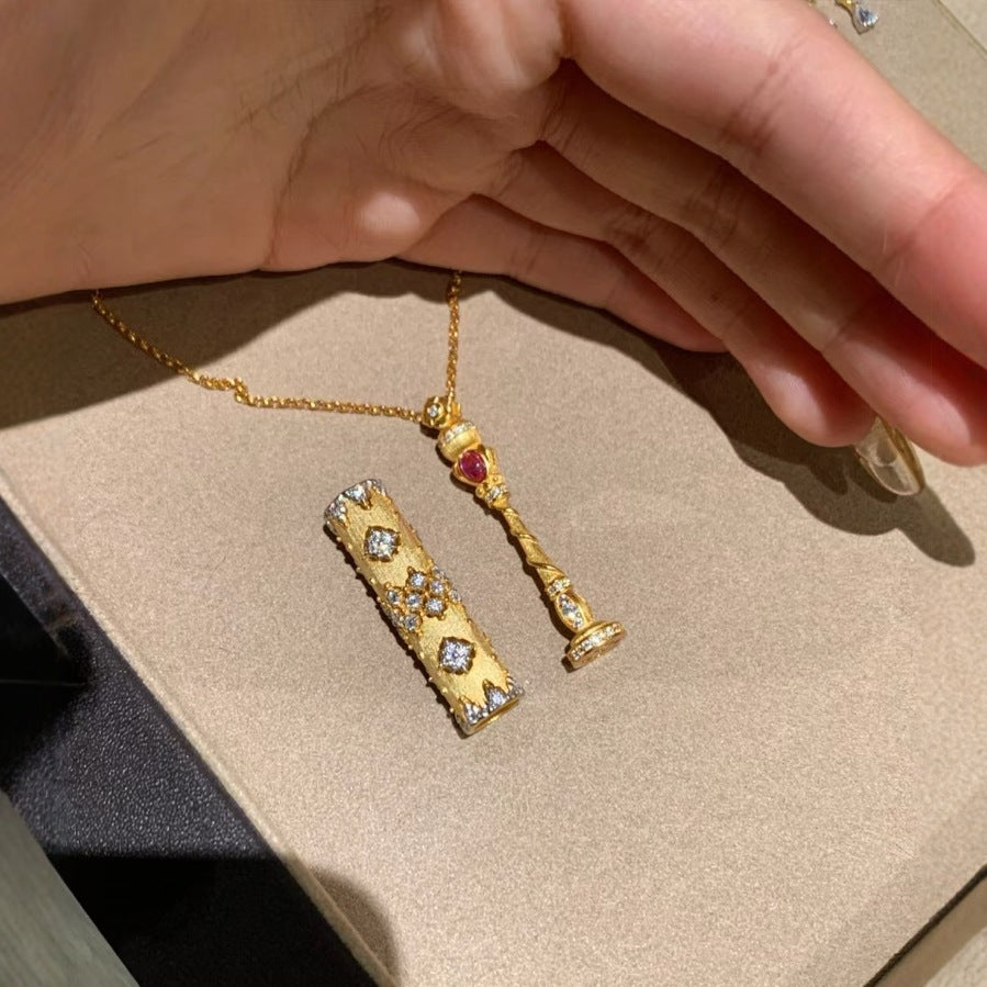 Italian Light Luxury Style Brushed Gold Cylinder Pendant Magic Wand Scepter Necklace for Women Niche Light Luxury High-end Clavicle Chain