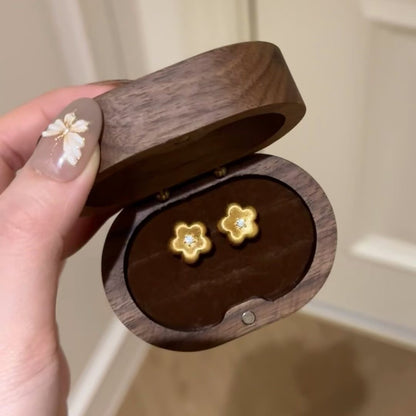 S925 Sterling Silver Brushed Small Gold Flower Earrings Niche Exquisite Light Luxury High-end Flower Earrings