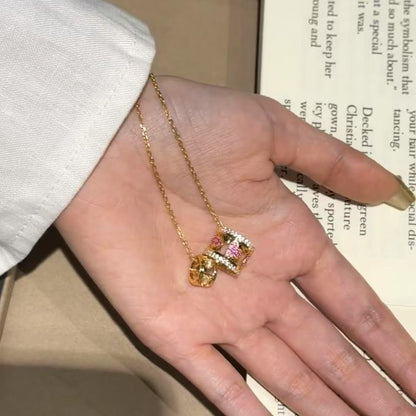 Exquisite Temperament Red Corundum Gourd Lucky Necklace for Women, Light Luxury High-end Feel, Slim Waist Collarbone Chain Accessory