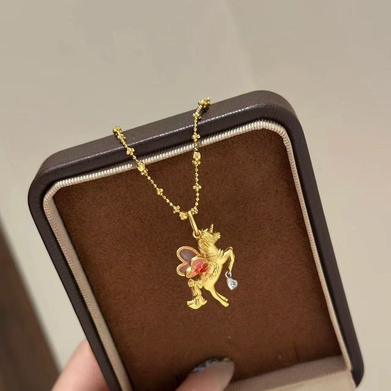 Enamel Craft Dream Unicorn Girl Heart Necklace Fashionable Small Versatile High-end Elegant Collarbone Chain