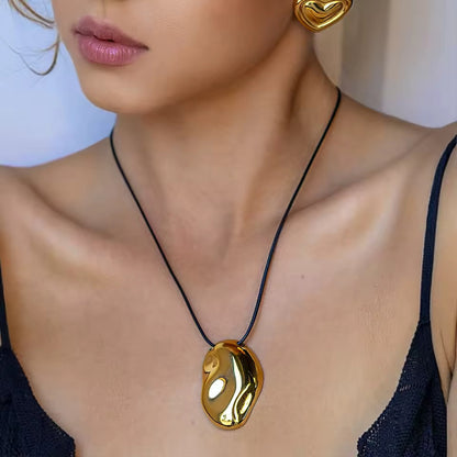 Black Rope Titanium Steel Necklace Niche Design Sense Collarbone Chain Non-Fading Hot-Selling Stainless Steel Jewelry