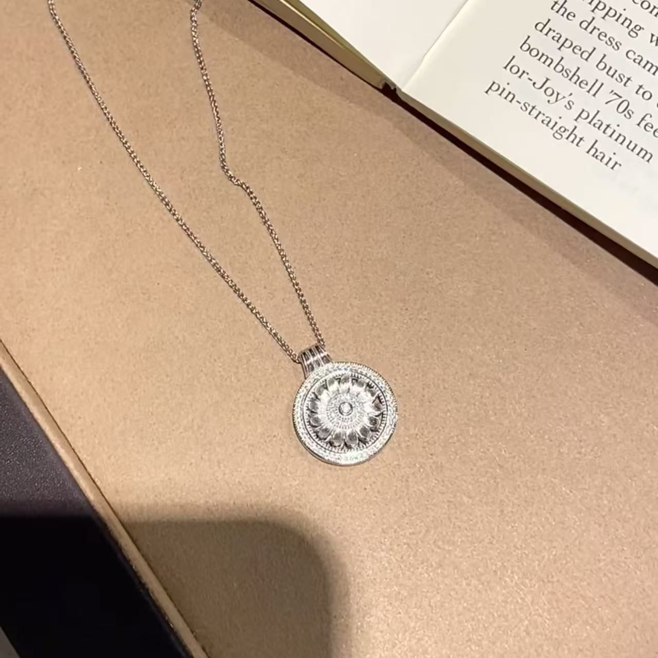 Pure Silver S925 Italian Craft Brushed Mint Green Reversible Compass Necklace Compass Exquisite Light Luxury High-end